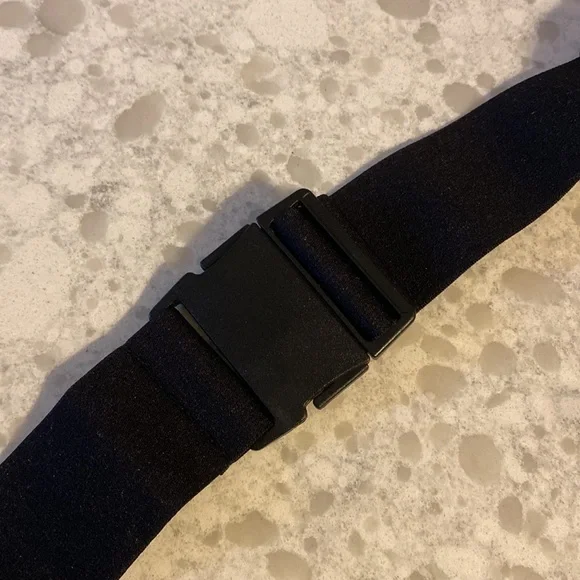 SALE NWOT large convertible PINK Victorias Secret belt bag-converts to back sack - Picture 6 of 16